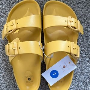 NWT Shade & Shore Shoes Size 7